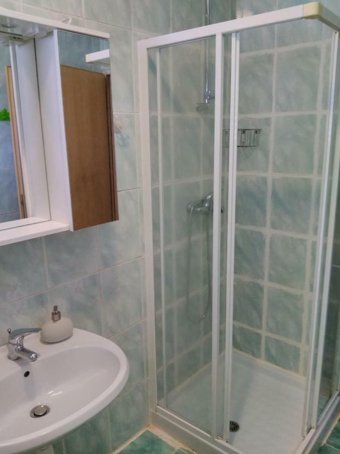 Vinka Apartament *