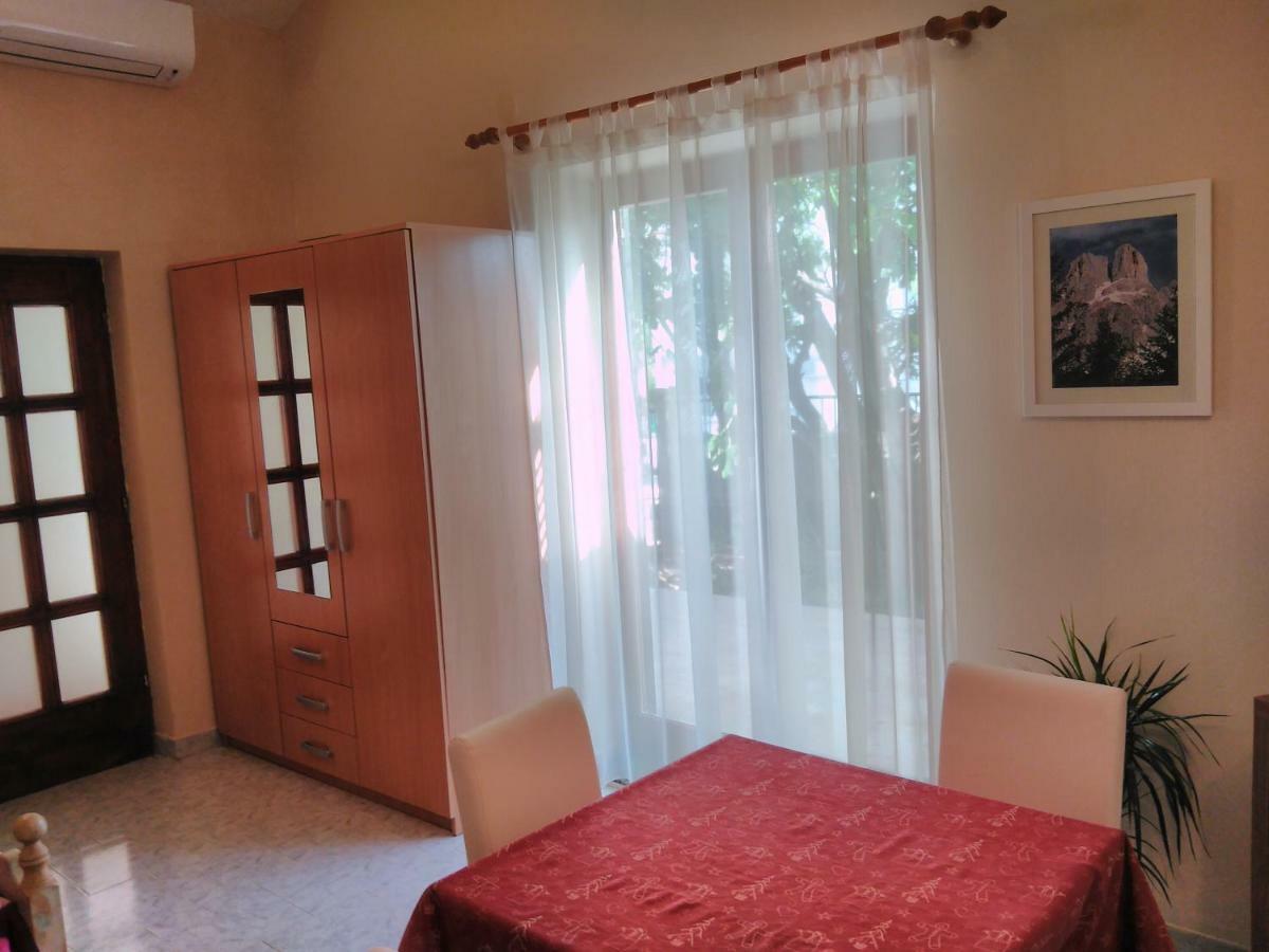 Appartement Vinka *